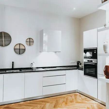 Holidays2malaga Beatas 3 Bedroom & French Balcony