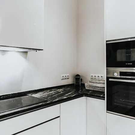 Holidays2malaga Beatas 3 Bedroom & French Balcony * Málaga