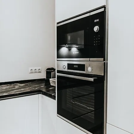 Holidays2malaga Beatas 3 Bedroom & French Balcony *